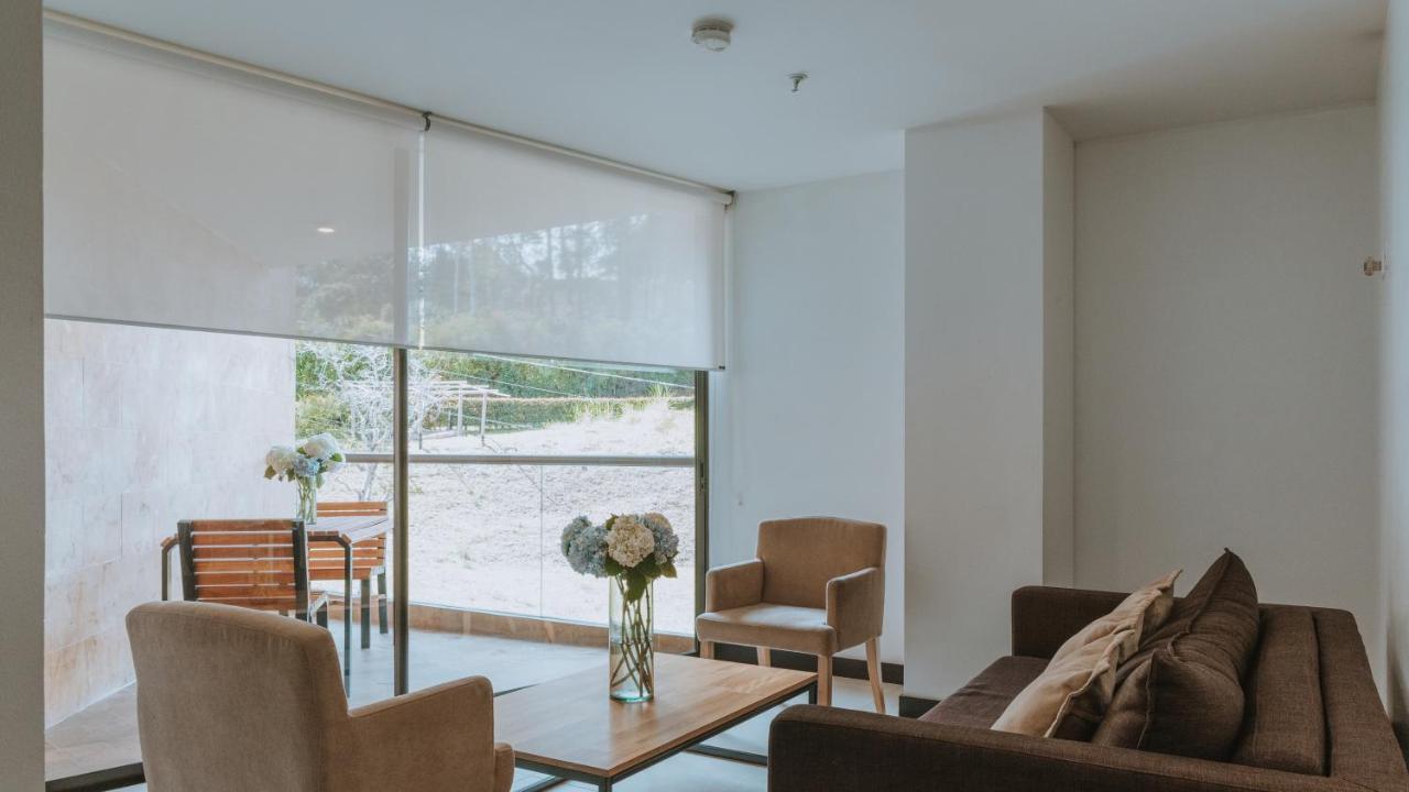 Travelers Rio Verde Living Suites Rionegro Bagian luar foto